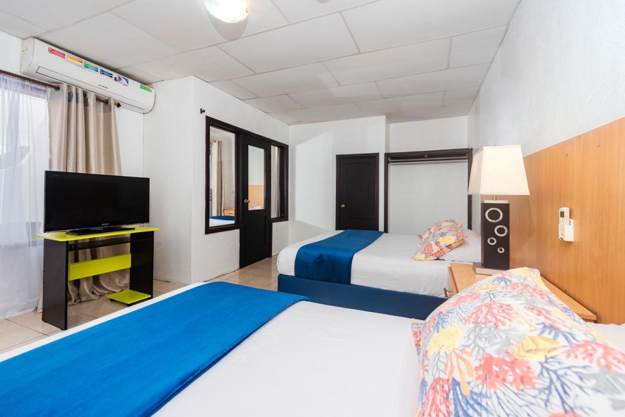 Hostal North Seymour Puerto Ayora  Εξωτερικό φωτογραφία
