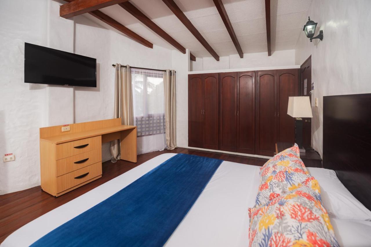 Hostal North Seymour Puerto Ayora  Εξωτερικό φωτογραφία