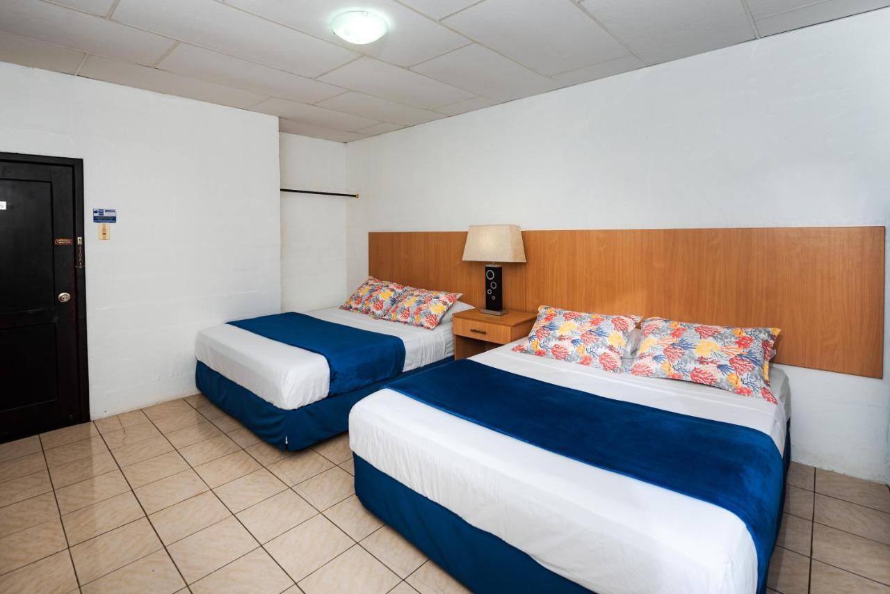 Hostal North Seymour Puerto Ayora  Εξωτερικό φωτογραφία
